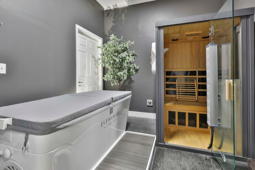 More Photos Of 1065 Sullivan Rd, Newnan Unknown For Lease