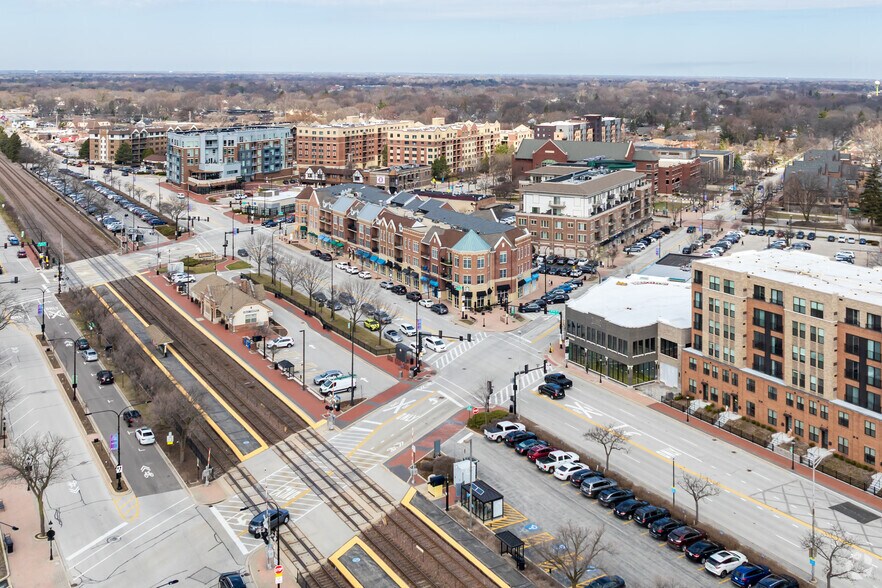 More Photos Of 2-90 E Northwest Hwy, Mount Prospect Apartments For Lease