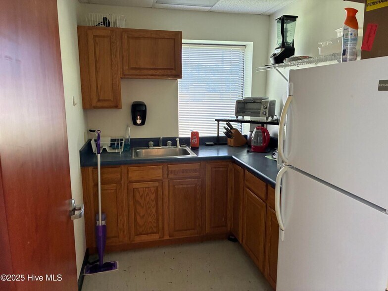 More Photos Of 161 T Com Dr, Elizabeth City Warehouse For Sale