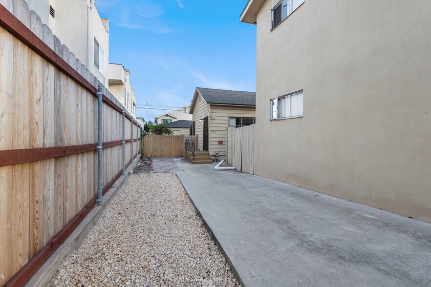 More Photos Of 1519 Missouri St, San Diego Apartments For Sale