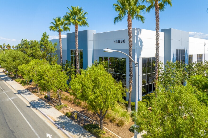 Primary Photo Of 14530 Innovation Dr, Riverside Warehouse For Lease