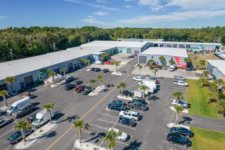 More Photos Of 1750 Signal Point Rd, Charleston Warehouse For Lease