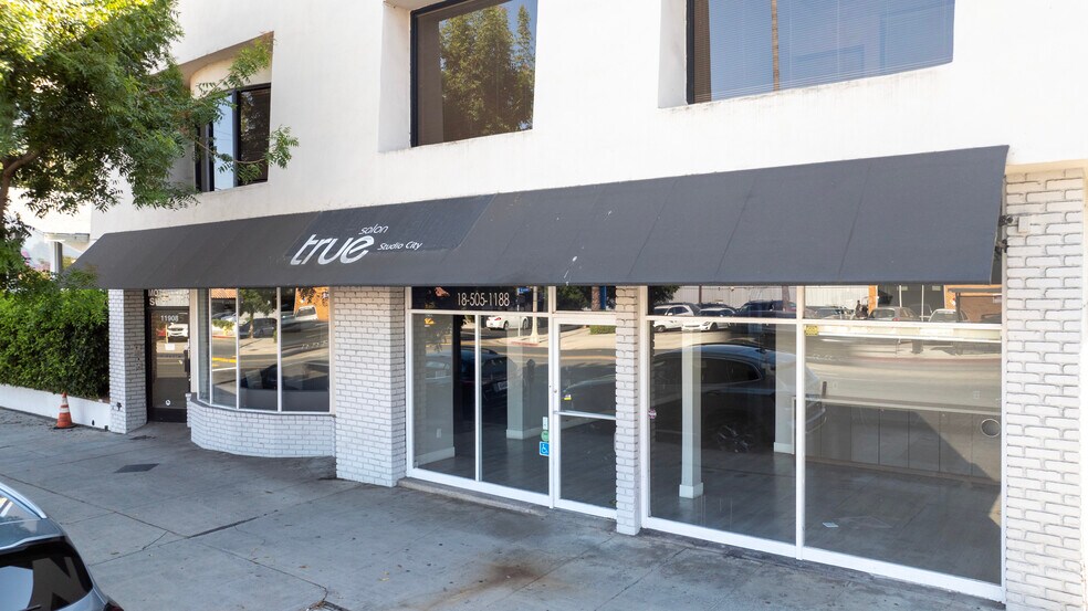 More Photos Of 11908 Ventura Blvd, Studio City Storefront Retail Office For Lease