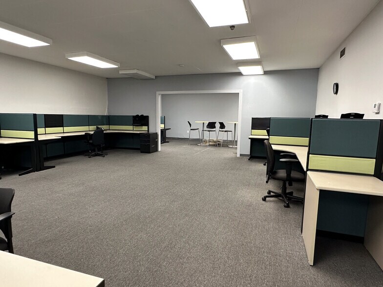 More Photos Of 2815 Olive St, Saint Louis Office For Lease