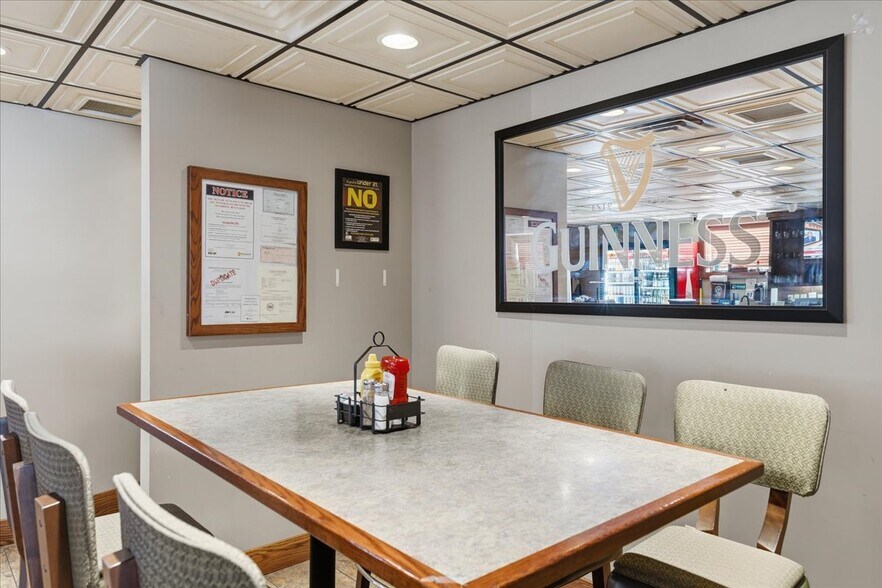 More Photos Of 318 New York Ave, Rochester Sports And Entertainment For Sale