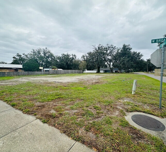 More Photos Of 7 S Cherokee Ave, Fort Meade Land For Sale