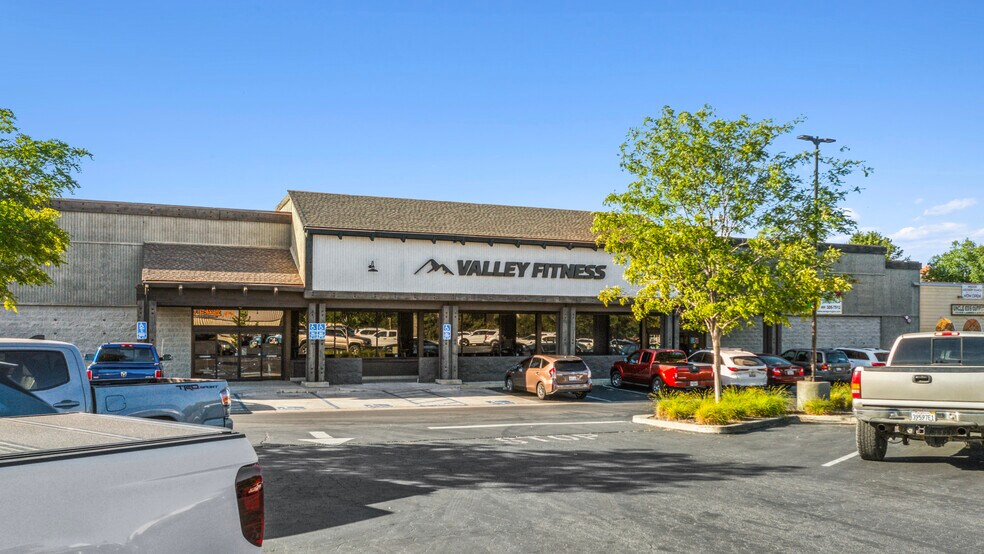 More Photos Of 8665 El Camino Real, Atascadero Health Club For Sale