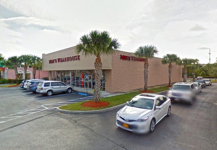 More Photos Of 2670-2860 NW Federal Hwy, Jensen Beach Storefront For Sale