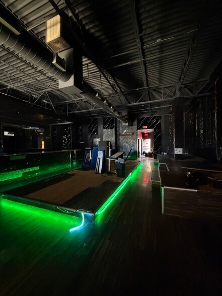 More Photos Of 2220 Marsh Ln, Carrollton Unknown For Lease