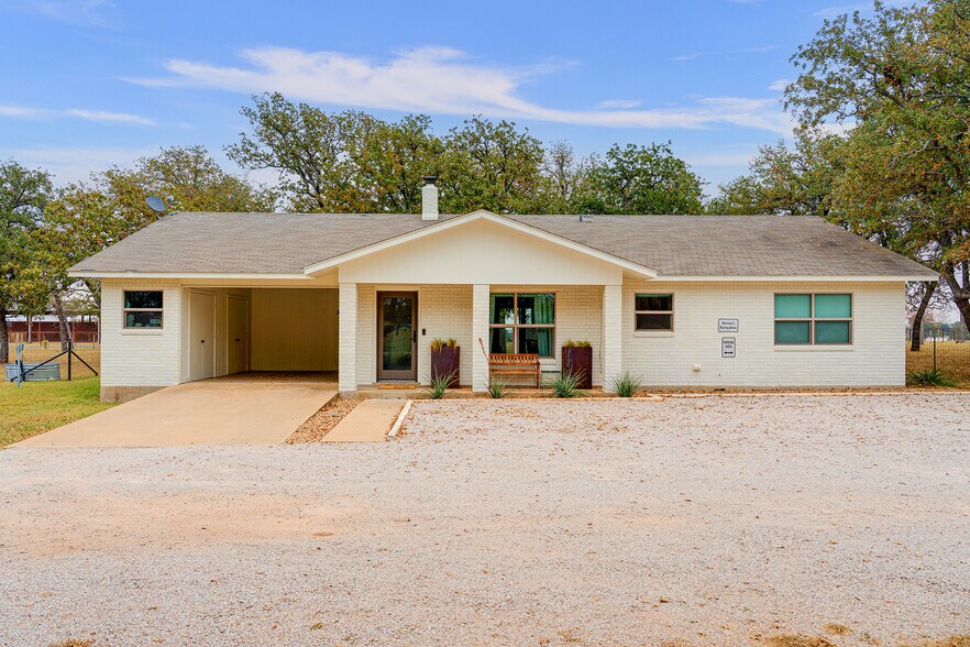 More Photos Of 67 Shaun Ln, Fredericksburg Apartments For Sale
