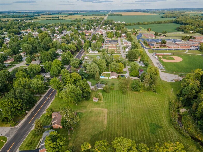 More Photos Of 300 W Main St, Rossville Land For Sale