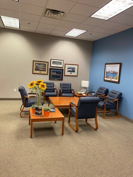 More Photos Of 4800 Olson Memorial Hwy, Golden Valley Office For Lease