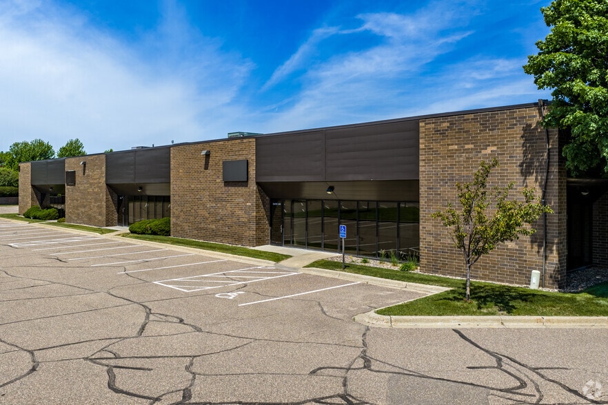More Photos Of 1301 Corporate Center Dr, Eagan Unknown For Lease