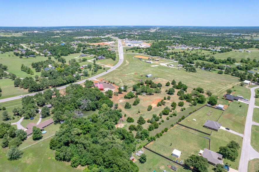 More Photos Of 1402 Veterans Memorial Hwy, Blanchard Warehouse For Sale