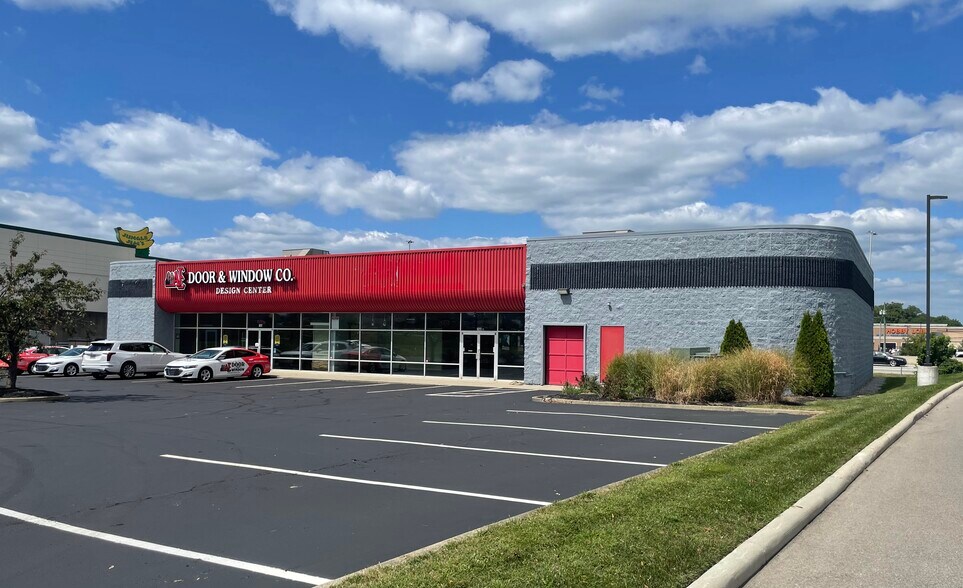 More Photos Of 760 Eastgate South Dr, Cincinnati Freestanding For Lease