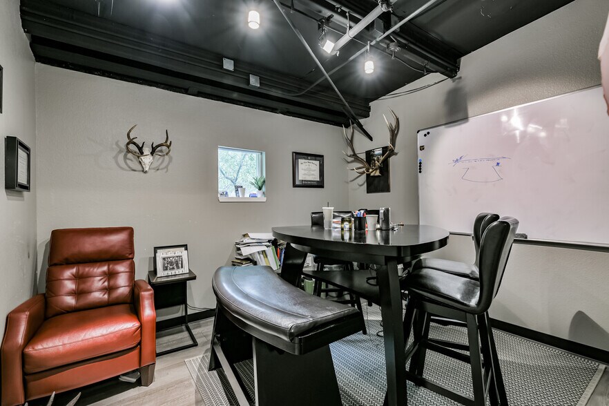 More Photos Of 1222 W Main St, Tomball Religious Facility For Sale