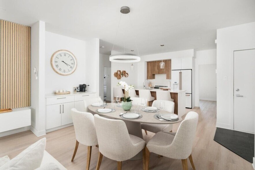 More Photos Of 13575 Rue Du Médoc, Mirabel Apartments For Sale