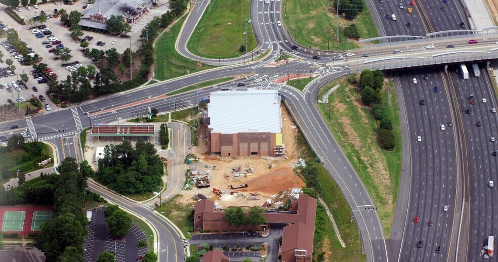 More Photos Of 1966 Leland Dr, Marietta Self Storage For Sale