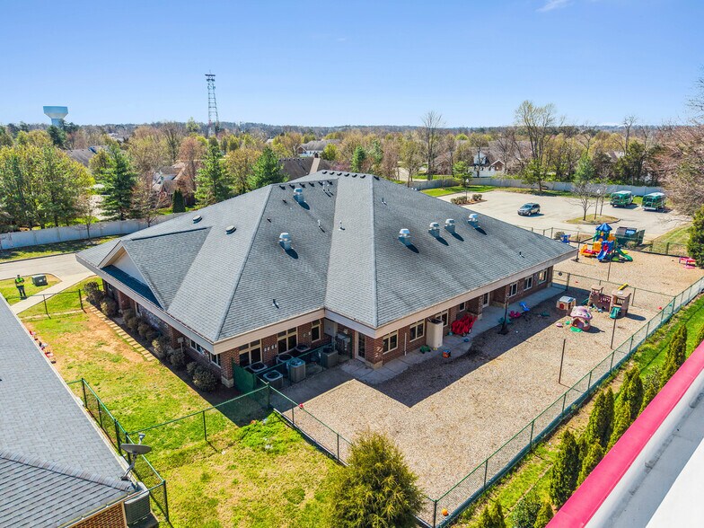 More Photos Of 8106 Old Bardstown Rd, Louisville Daycare Center For Sale