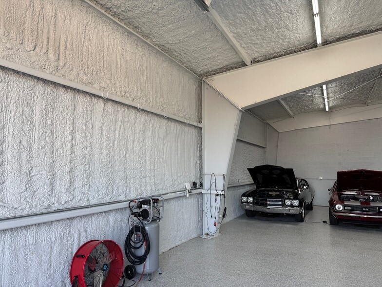 More Photos Of 1105 SE 12th Ave, Cape Coral Warehouse For Sale