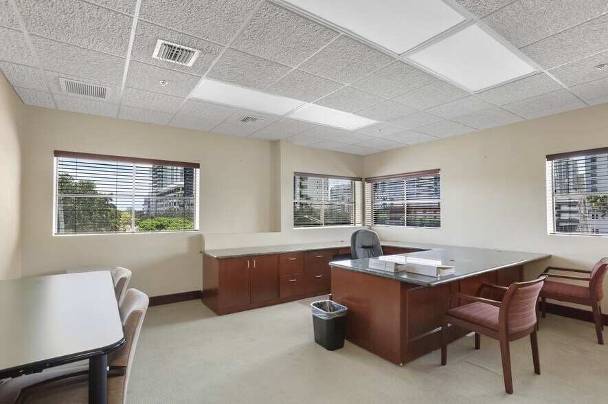 More Photos Of 400 N Andrews Ave, Fort Lauderdale Medical For Lease