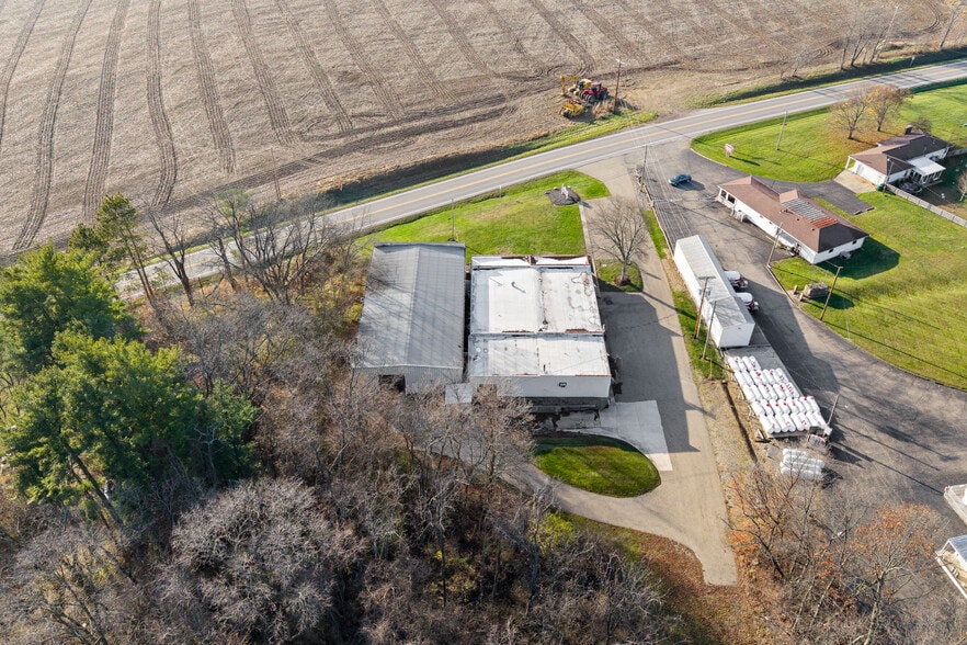 More Photos Of 8028 Newark Rd, Mount Vernon Industrial For Sale