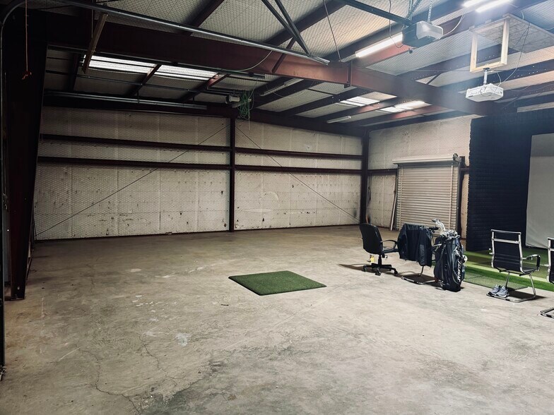 More Photos Of 1207 Alcock St, Pampa Flex For Sale