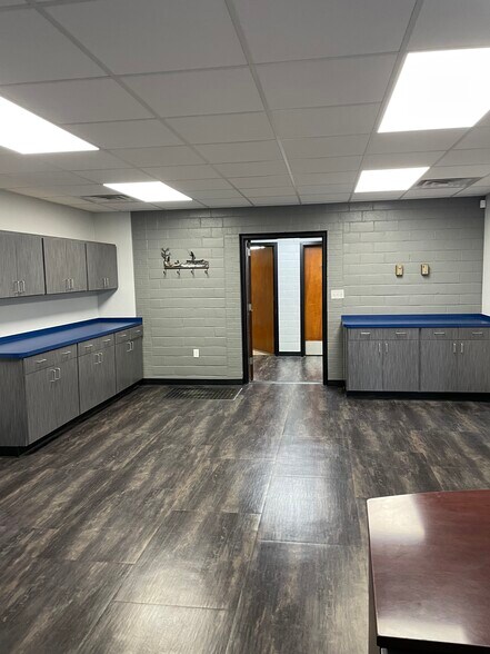 More Photos Of 111 NE 26th St, Oklahoma City Office For Lease