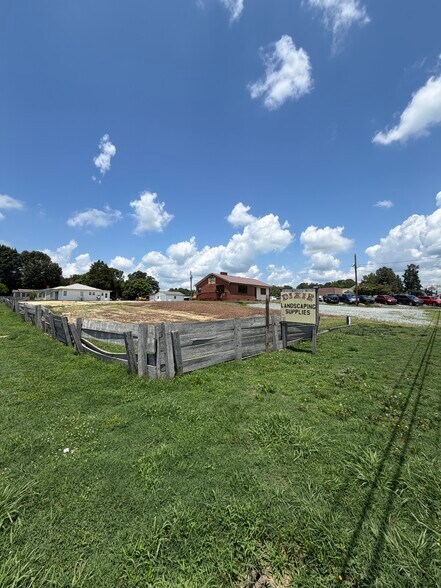 More Photos Of 1318 National Hwy, Thomasville Land For Sale