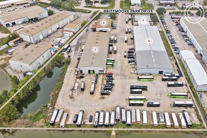 More Photos Of 11435 Brittmoore Park Dr, Houston Warehouse For Lease