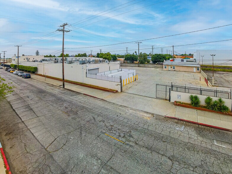 Primary Photo Of 1530 1st St, San Fernando Manufacturing For Lease