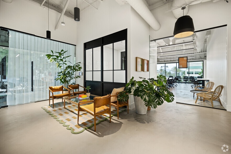 More Photos Of 17190 Bernardo Center Dr, San Diego Coworking Space