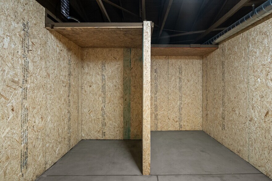 More Photos Of 5244 Vineland Ave, North Hollywood Loft Creative Space For Lease