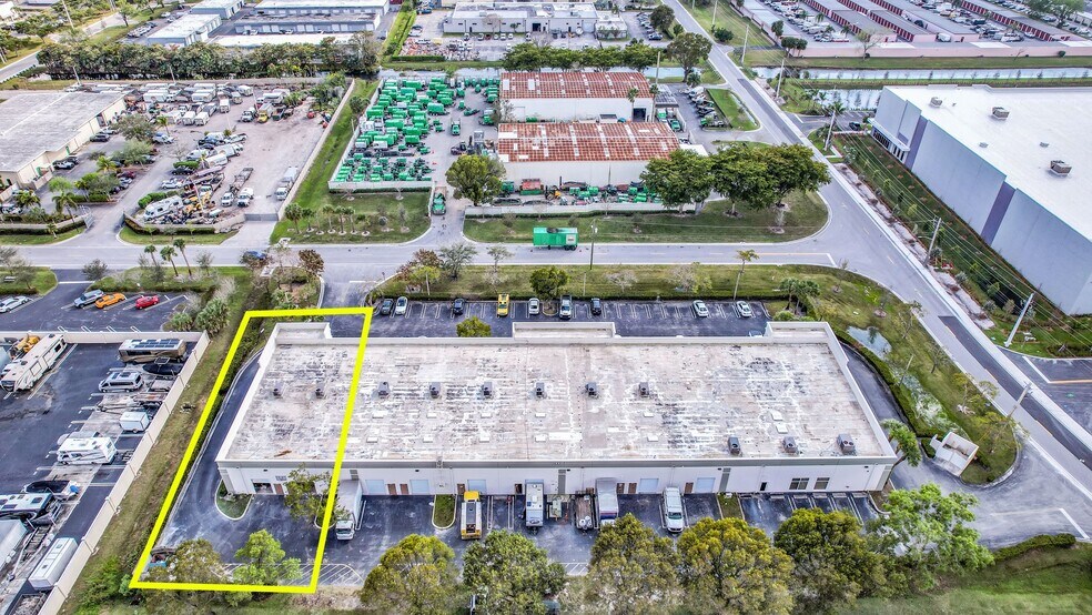 More Photos Of 11931-11971 NW 37th St, Coral Springs Warehouse For Sale