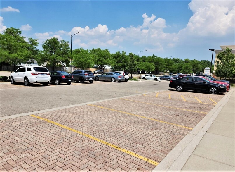 More Photos Of 1459 W Schaumburg Rd, Schaumburg Storefront Retail Office For Lease