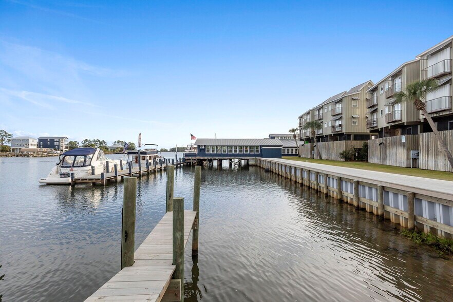 More Photos Of 275 Timber Island Rd, Carrabelle Restaurant For Sale