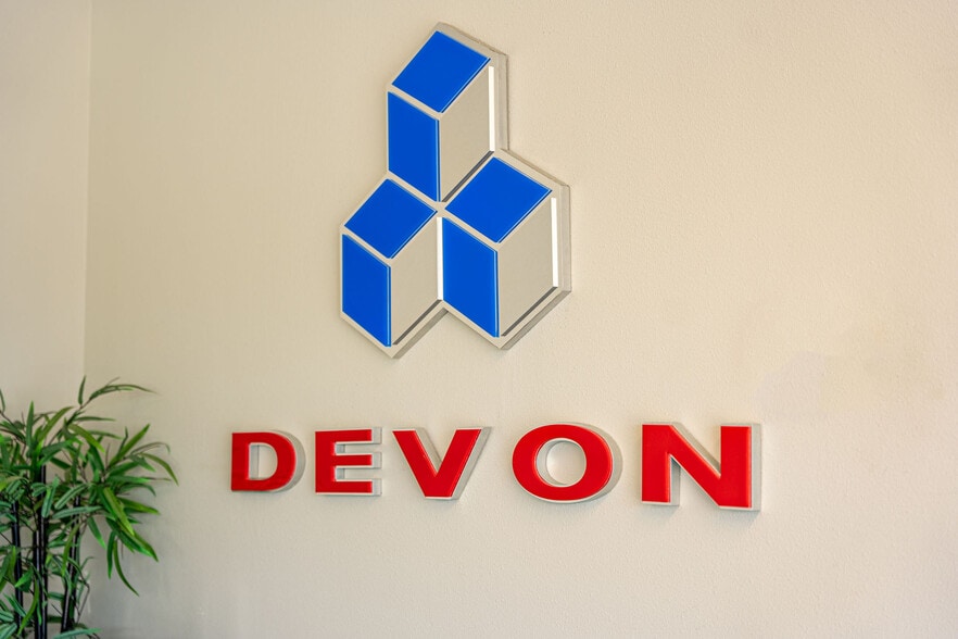 More Photos Of 6045 Fairmont Pky, Pasadena Self Storage For Sale