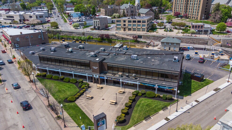 More Photos Of 21 Main St, Lockport Office For Lease