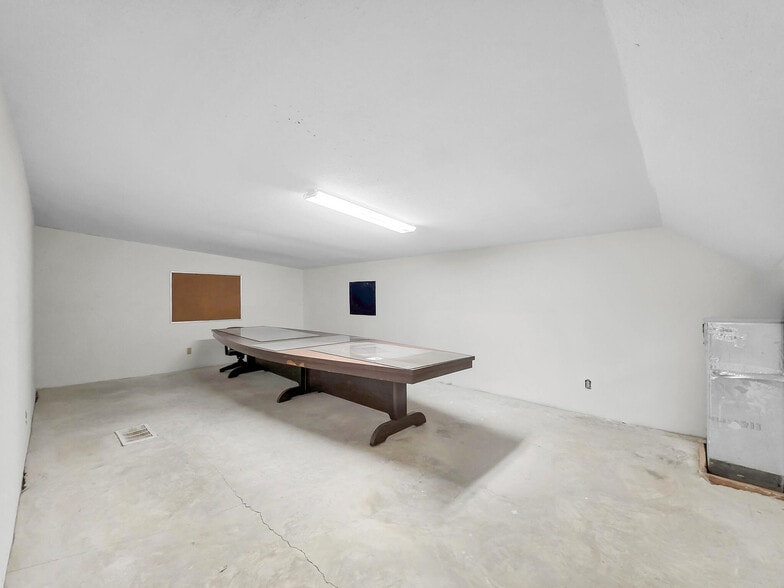 More Photos Of 5959 9th Ave, Port Arthur Specialty For Sale