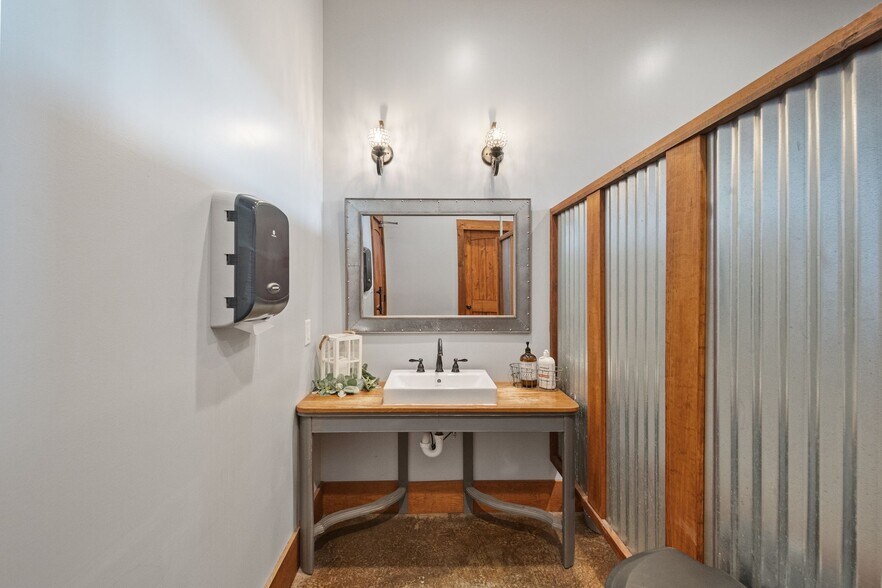 More Photos Of 6572 Burkemont Rd, Morganton Specialty For Sale