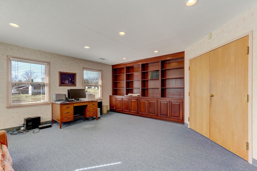 More Photos Of 601 W Harrison St, Reidsville Medical For Sale