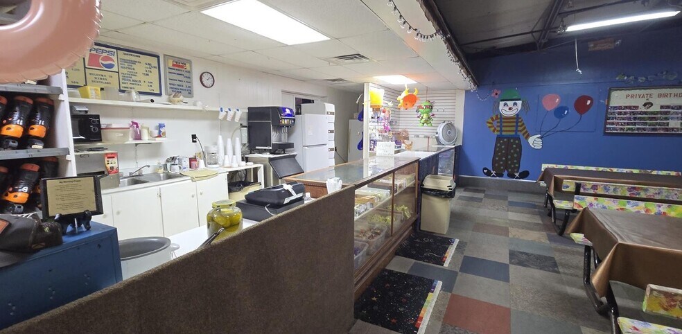 More Photos Of 2009 Falls Blvd N, Wynne Skating Rink For Sale
