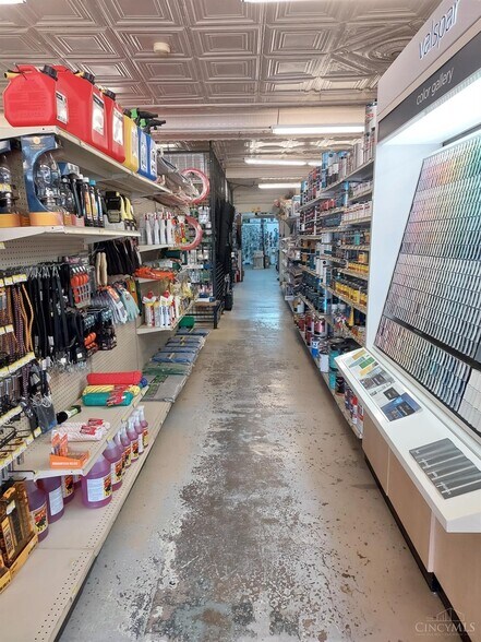 More Photos Of 116 Main St, Ripley General Retail For Sale