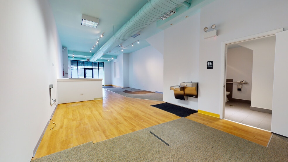 More Photos Of 3827 N Southport Ave, Chicago Storefront Retail Residential For Lease