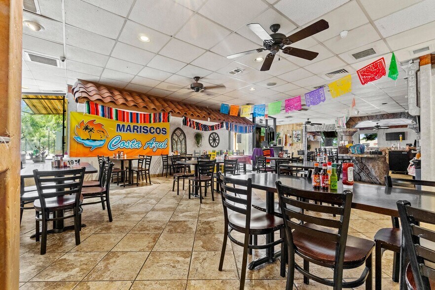 More Photos Of 200 N J St, Tulare Restaurant For Lease