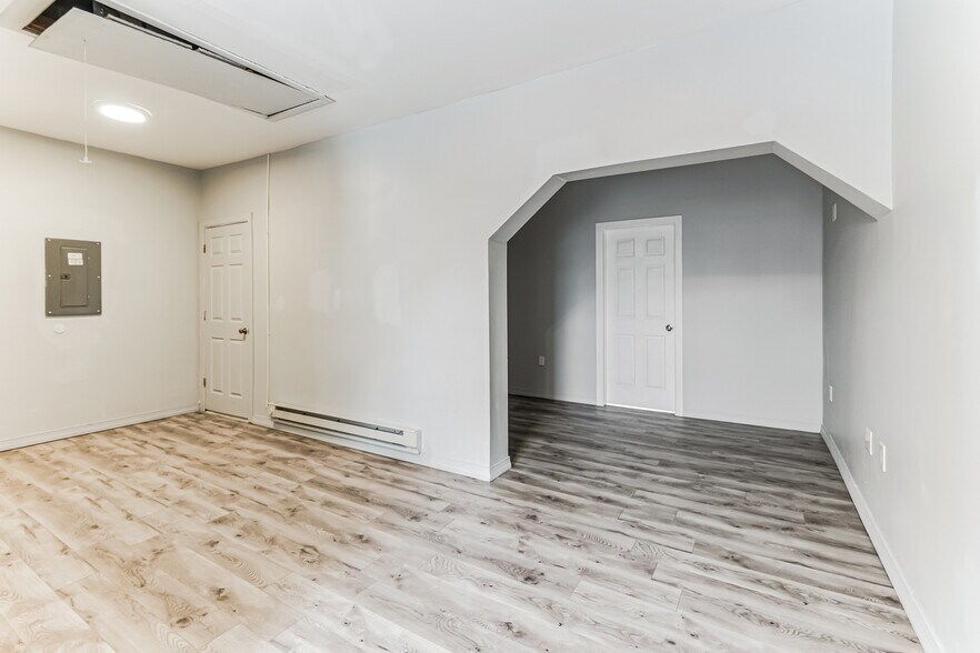 More Photos Of 506 Northampton St, Easton Apartments For Sale