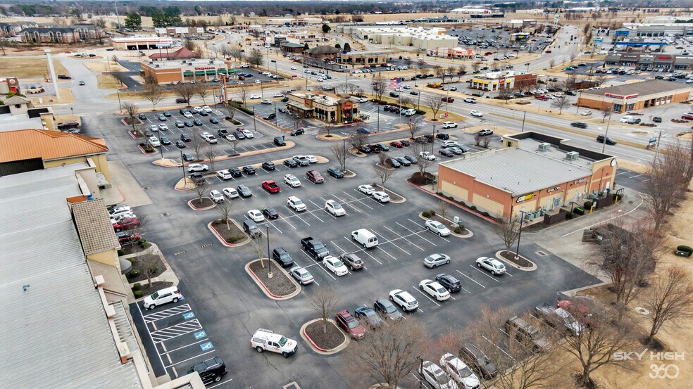 More Photos Of 2603 W Pleasant Grove Rd, Rogers Unknown For Lease