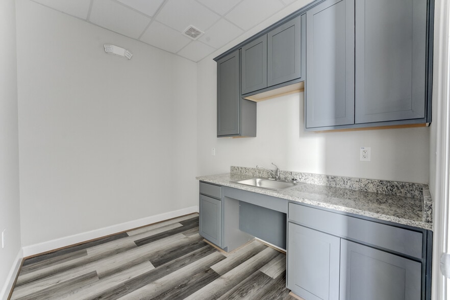 More Photos Of , Sugar Land Medical For Sale