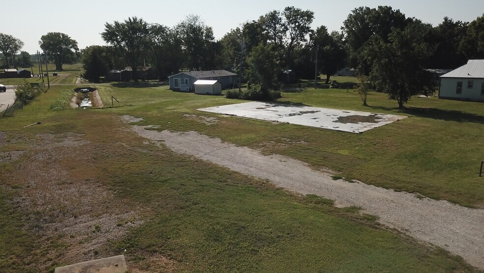 More Photos Of 1303 East St, Iola Land For Sale