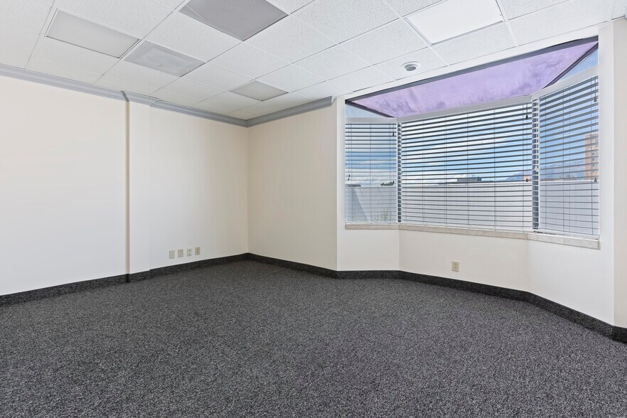 More Photos Of 2661 Washington Blvd, Ogden Office For Lease